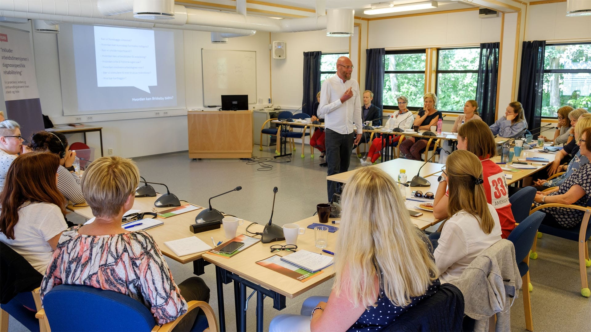Arbeid som rehabilitering for hørselshemmede